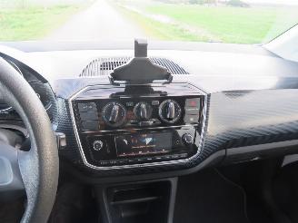 Volkswagen Up! 1.0  BMT Move Up  2019  5DRS airco picture 12