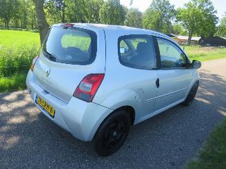 Renault Twingo 1.2 16v Dynamique Schadevrij!!! 2010 Airco Cruiscontrolle top top staat 2010/9