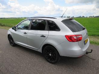 Unfallwagen Seat Ibiza ST 1.4 COPA  10-2011 Airco Navigatie  spatscherm schade 2011/10