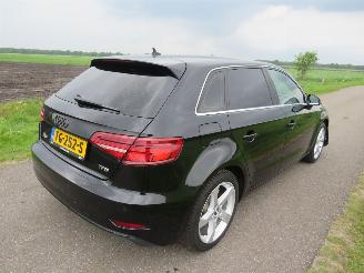 krockskadad bil auto Audi A3 SPORTBACK  104.000km nap 1.0 TFSI 116pk 5drs Navigatie Airco Clima  2018 2018/7