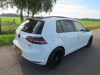 uszkodzony samochody osobowe Volkswagen Golf 14 TSi ACT 140pk Higline 164.000km  5drs  Schuifdak Sport Stoelverwarming  topstaat 2013/11
