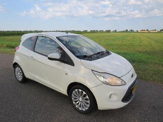 Unfallwagen Ford Ka 1.2 Titaniun 2008-12  goed werkende airco!!! 2008/12