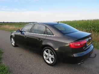 damaged passenger cars Audi A4 LIMOUSINE 1.8 TFSi 170pk Sedan  170.000 nap  Navigatie  Clima 2015/9