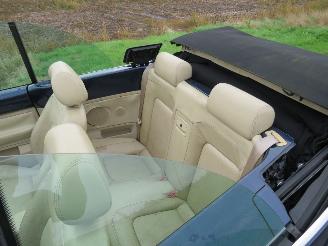 Volkswagen Beetle 2.0 116pk New Beetle Cabriolet Leer Stoelverwarming parkeerschade picture 16
