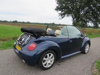 Volkswagen Beetle 2.0 116pk New Beetle Cabriolet Leer Stoelverwarming parkeerschade picture 4