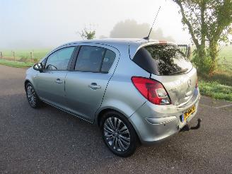 Schadeauto Opel Corsa 1.4 5drs 89.000km nap Navigaitie Airco Clima  leer cruiscontrole  2014-12 2014/12