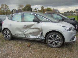 uszkodzony przyczepy kampingowe Renault Grand-scenic grand-scenic hybride 1.5 DCI 2017/8