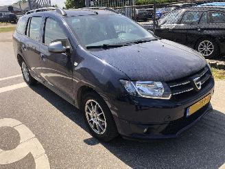 krockskadad bil auto Dacia Logan LOGAN MCV 0.9 TCE 10TH ANNIVERSARY 2016/1