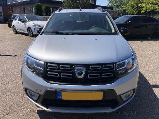 Dacia Logan Logan MCV 1.0 TCe Bi-Fuel Stepway Serie Limitee 15th Anniv. picture 3