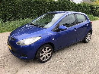 Unfallwagen Mazda 2 1.3  hp s-vt touring 2008/1