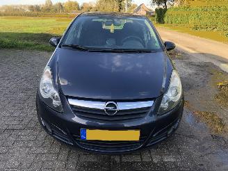 Opel Corsa corsa 1.3 CDTI COSMO picture 2