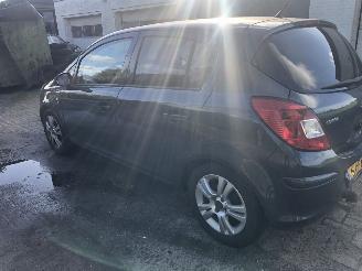 Opel Corsa corsa 1.3 CDTI COSMO picture 4