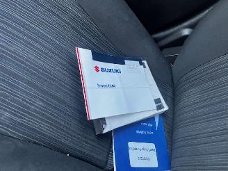 Suzuki Swift 1.3 picture 10