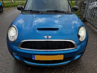 Mini Cooper S 1.6 picture 2