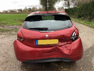 Peugeot 208 208 1.2 PureTech Active picture 8