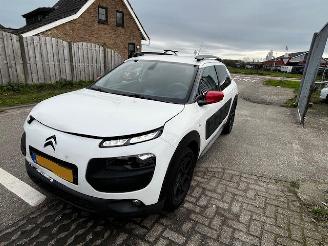 škoda osobní automobily Citroën C4 cactus 1.2 puretech shine 2016/3