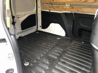 Peugeot Partner Partner 1.2 PureTech Premium picture 16