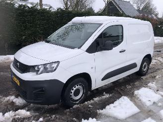 Peugeot Partner Partner 1.2 PureTech Premium picture 3