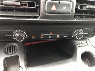 Peugeot Partner Partner 1.2 PureTech Premium picture 11