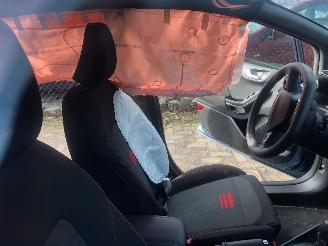 Ford Fiesta 1.0 ecoboost hybrid  ST-line picture 18