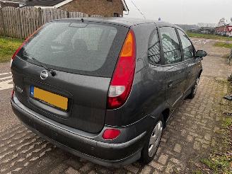 Nissan Almera-tino 1.8 visia picture 5