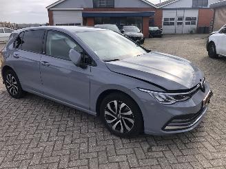 Voiture accidenté Volkswagen Golf 2.0 tdi style 2021/6