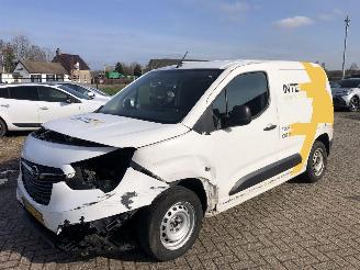 Opel Combo Combo 1.5D L1H1 Edition picture 5