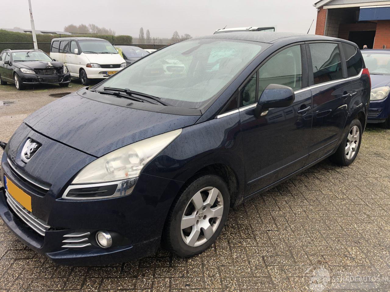 Peugeot 5008 5008 1.6 THP Family 7p.
