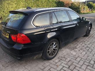 BMW 3-serie 3-serie Touring 318i Luxury Line picture 4