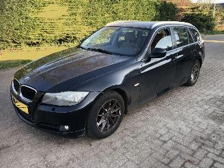 BMW 3-serie 3-serie Touring 318i Luxury Line picture 2