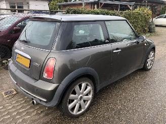 Mini Cooper 1.6 cooper pepper picture 4