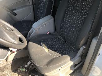 Renault Kangoo 1.5 DCi  expres maxi tech picture 12