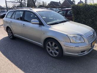 škoda osobní automobily Toyota Avensis Avensis Wagon 2.0 VVTi Linea Luna 2004/7