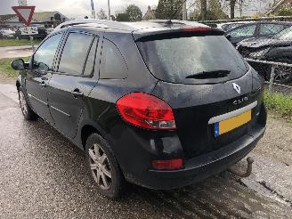 Renault Clio Clio Estate 1.5 dCi Night & Day picture 4