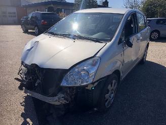 Schadeauto Toyota Verso Verso 1.6 VVT-i Terra 2008/10