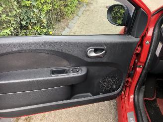 Renault Twingo Twingo 1.6 16V RS search picture 18