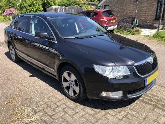 ocasión turismos Skoda Superb Superb 1.8 TSI Ambition Business Line 2012/3
