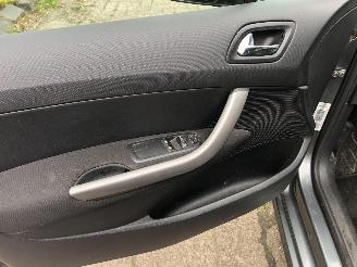 Peugeot 308 308 SW 1.6 VTi Blue Lease picture 13
