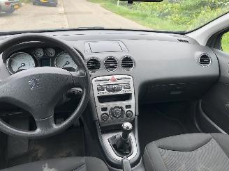 Peugeot 308 308 SW 1.6 VTi Blue Lease picture 15