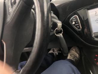 Opel Corsa-E Corsa 1.0 Turbo Cosmo picture 13