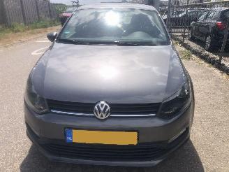 Schadeauto Volkswagen Polo polo 1.0 trend 2016/5