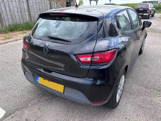 Renault Clio 1.2 collection picture 3