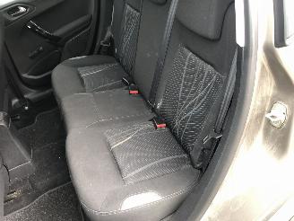 Peugeot 208 208 1.2 VTi Access picture 19