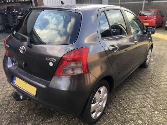 Toyota Yaris Yaris 1.3 VVTi Sol picture 4