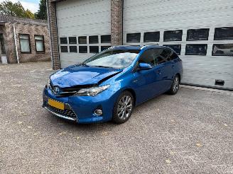 uszkodzony samochody osobowe Toyota Auris Touring Sports 1.8 Hybrid Executive Navi Clima Cruise NAP ! 2013/8