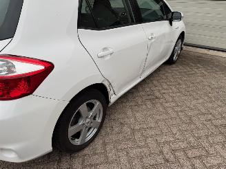 Toyota Auris 1.8 Full Hybrid Dynamic Navi Clima Cruise picture 15
