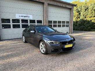 Voiture accidenté BMW 3-serie 330e M-Sport Automaat Cruise Navi Clima NAP ! 2016/10