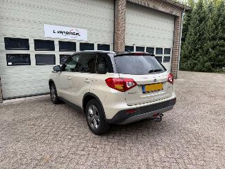 Suzuki Vitara 1.6 Exclusive Cruise Navi Clima NAP ! picture 3