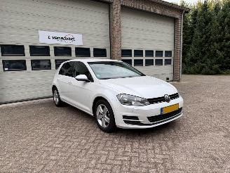 Damaged car Volkswagen Golf 1.2 TSI Navi Clima 2013/3