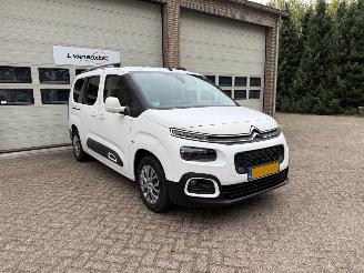 Vaurioauto  passenger cars Citroën Berlingo 1.2 Puretech Live 7P Cruise Navi Clima 91969 Km ! 2019/1